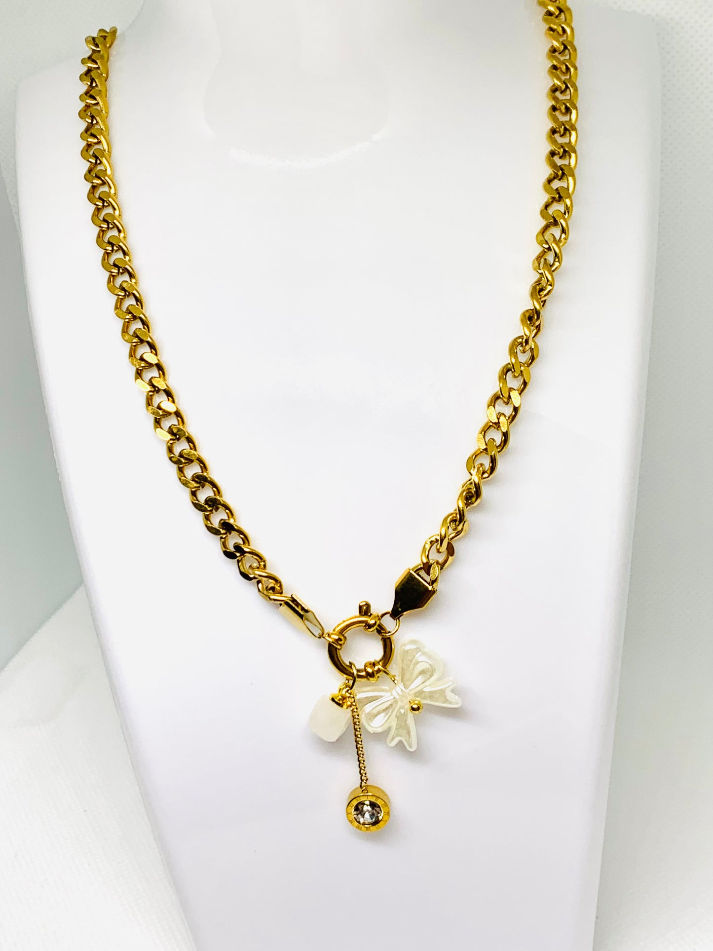 Collana Beatriz Oro a fiocco e pendenti